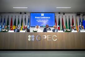 OPEC+ Agrees to June Oil Output Hike Amid UAE Exit and Conflict